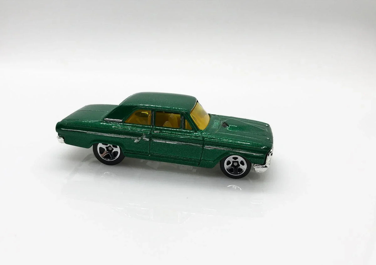 Hot Wheels '66 Green Ford Thunderbolt - Lamoree's Vintage