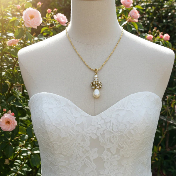 Hattie Carnegie vintage pearl drop pendant necklace