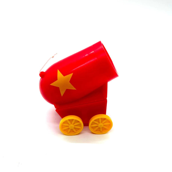 Perfect for Kelly Club collectors: our Mattel Tommy Circus Ringmaster(2000) offers vintage circus ringmaster charm. Shop today!