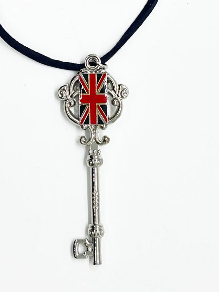 Perfect for Doctor Who fans: our Doctor Who TARDIS and Union Jack Antique Key Necklace provides a unique reversible pendant design. Shop today!