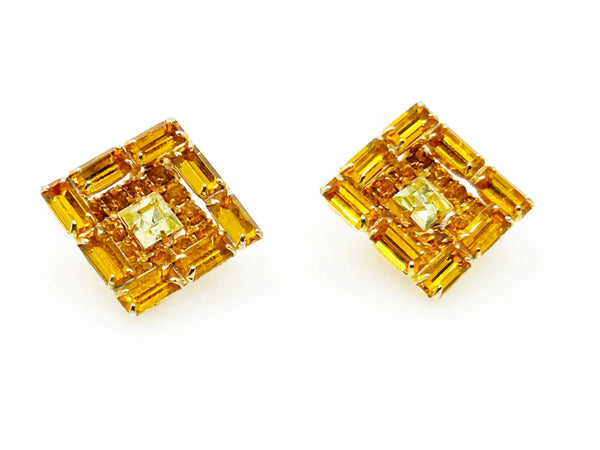 Perfect for vintage jewelry lovers: our Vintage Layered Golden Square Rhinestone Earrings provide timeless elegance with layered golden rhinestones. Shop today!
