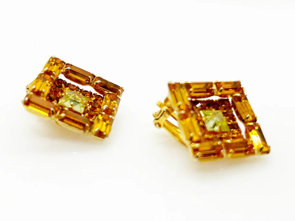 Perfect for vintage jewelry lovers: our Vintage Layered Golden Square Rhinestone Earrings provide timeless elegance with layered golden rhinestones. Shop today!