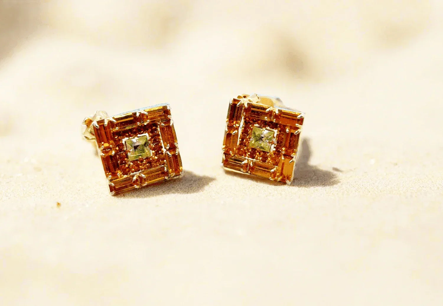 Perfect for vintage jewelry lovers: our Vintage Layered Golden Square Rhinestone Earrings provide timeless elegance with layered golden rhinestones. Shop today!