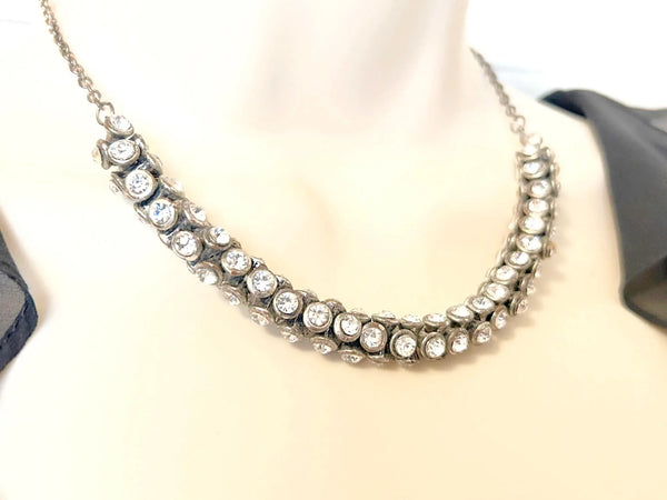 Perfect for those who appreciate quality craftsmanship: our Rolling Rhinestone Flexible Rhinestone Necklace provides elegant sparkle. Shop today