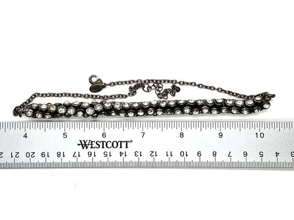 Perfect for those who appreciate quality craftsmanship: our Rolling Rhinestone Flexible Rhinestone Necklace provides elegant sparkle. Shop today