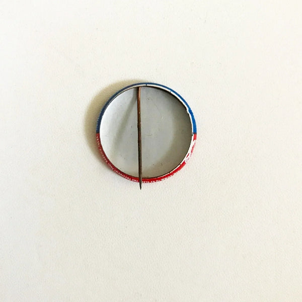 Celebrate a pivotal moment in American political history with the Nixon-Agnew Pin Back from the 1972 presidential campaign. Featuring bold red and blue colors with crisp white lettering, this vintage pin showcases the names of incumbent President Richard M. Nixon and Vice President Spiro Agnew, representing the Republican Party. 