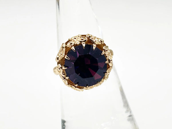 Perfect for statement jewelry lovers: our Vivacious Purple Statement Cocktail Ring provides bold vintage elegance with an intricate setting and undeniable sparkle. Shop today!