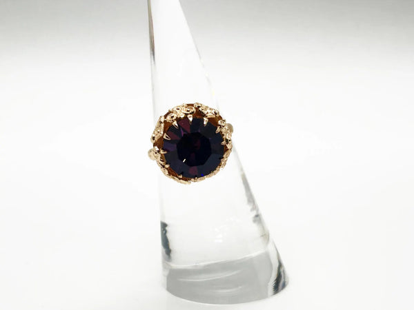 Perfect for statement jewelry lovers: our Vivacious Purple Statement Cocktail Ring provides bold vintage elegance with an intricate setting and undeniable sparkle. Shop today!