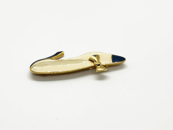 Trifari Cream and Dark Blue Spectator Shoe Brooch