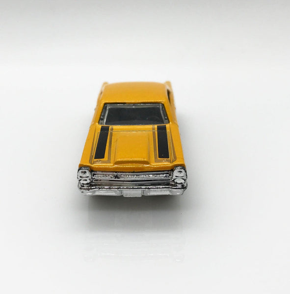 Hot Wheels '66 Yellow Ford Fairlane GT (2012) - Lamoree’s Vintage