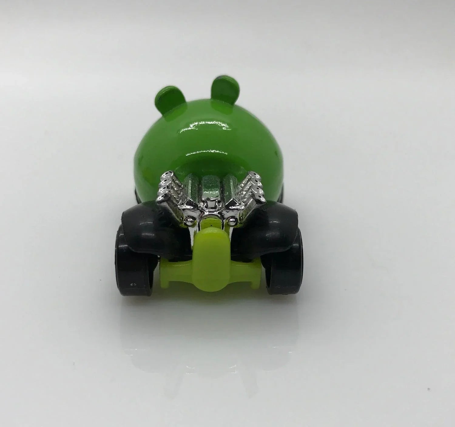 Hot Wheels 2012 HUNGRY BIRD Minion - Voiture Collector 1/64 - Emballage D'origine