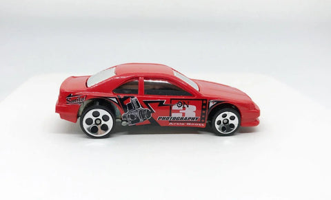 Hot Wheels Red Artie Scott Photography Thunderbird (2001) - Lamoree’s Vintage