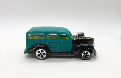 Hot Wheels Teal and Black 40's Woodie (1993) - Lamoree’s Vintage