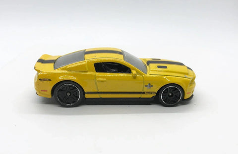 Hot Wheels Yellow '10 Ford Shelby GT500 Super Snake (2011) - Lamoree’s Vintage