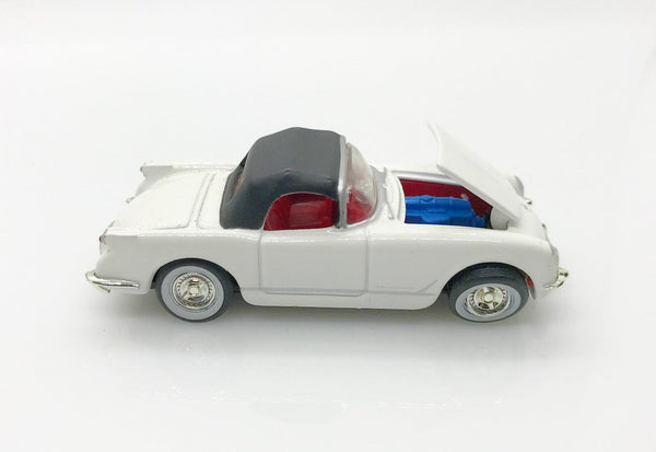 Racing Champions White 1963 Chevrolet Corvette Stingray (2002) - Lamoree’s Vintage