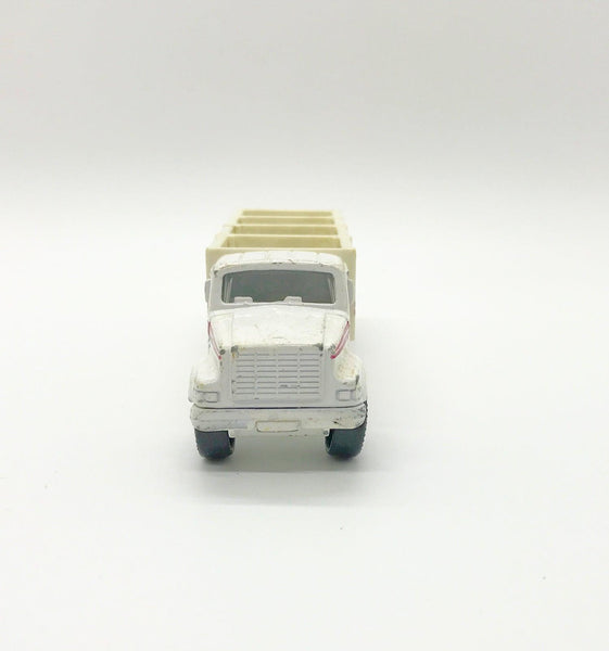 Racing Champions White Recycling Truck (1993) - Lamoree’s Vintage