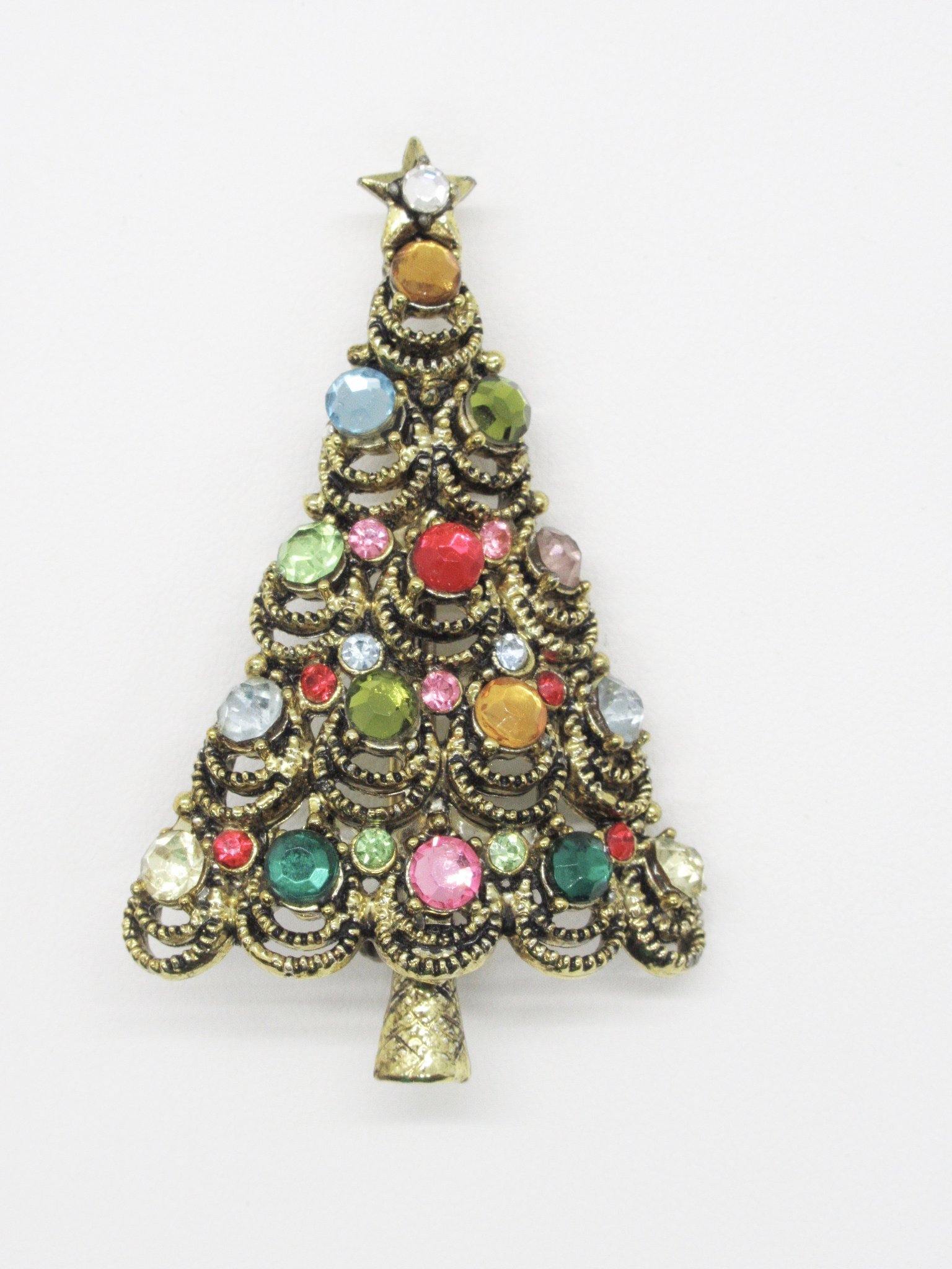The Classic Hollycraft Christmas Tree Brooch! - Lamoree’s Vintage