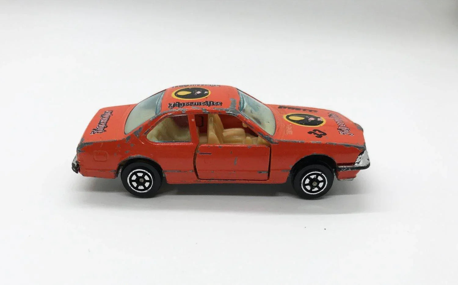 Yat Ming BMW 635CSI Jagermeister Pirelli No. 1088 – Lamoree's Vintage